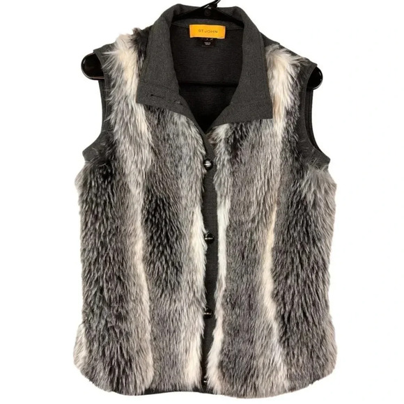St John Women’s fur zip front vest size P - Picture 2 of 16